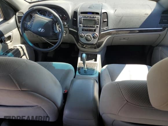 ✅ 2009 Hyundai Santa Fe GLS • VIN: 5NMSG73D29H280917 • Lot: 63268295. Listed on Copart with 89,121 mi. Free auction sales archive from the USA and detailed vehicle history report at DreamBid. Image 8.