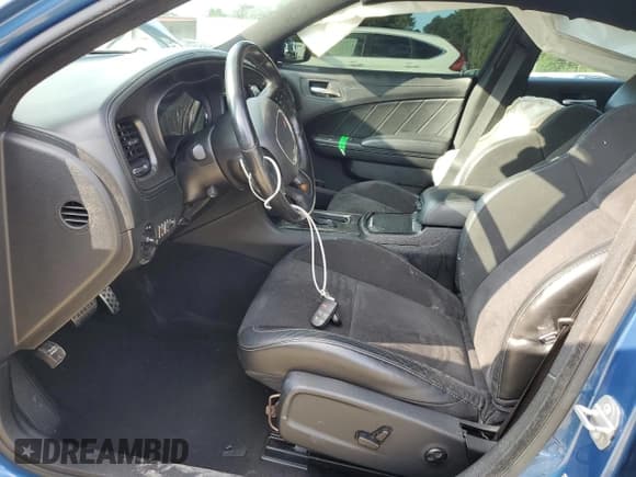 ✅ 2020 Dodge Charger R/T • VIN: 2C3CDXCT6LH136296 • Lot: 70062195. Listed on Copart with 69,438 mi. Free auction sales archive from the USA and detailed vehicle history report at DreamBid. Image 7.