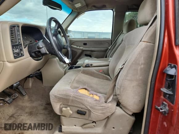 ✅ 2001 Chevrolet Silverado 2500HD LS • VIN: 1GCHK29G21E266441 • Лот: 81143835. Опубликован ранее на Copart с пробегом Не указан. Бесплатный доступ к архиву аукционных продаж из США и подробный отчёт об истории автомобиля на DreamBid. Изображение 7.