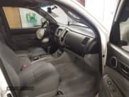 ✅ 2005 Toyota Tacoma • VIN: 5TELU42N55Z103312 • Lot: 41425609. Listed on IAAI with 303,201 mi. Free auction sales archive from the USA and detailed vehicle history report at DreamBid. Image 5.