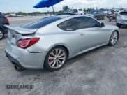 ✅ 2013 Hyundai Genesis Coupe Grand Touring • VIN: KMHHU6KJ6DU091110 • Lot: 43120761. Wystawiony na IAAI z przebiegiem 92 096 mil. Bezpłatny archiwum sprzedaży aukcyjnych z USA i szczegółowy raport historii pojazdu na DreamBid. Zdjęcie 4.