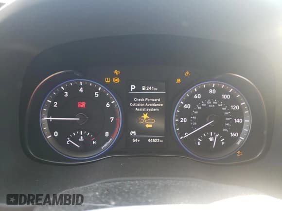 ✅ 2019 Hyundai Kona Ultimate • VIN: KM8K5CA50KU262128 • Лот: 41358094. Опубликован ранее на Copart с пробегом 44 822 миль. Бесплатный доступ к архиву аукционных продаж из США и подробный отчёт об истории автомобиля на DreamBid. Изображение 9.