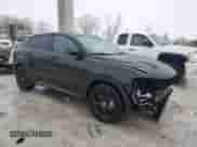 2024 Dodge Hornet R/T с VIN ZACPDFCW8R3A17990, выставлен на аукционе Copart как лот 42925355 с пробегом 3 199 миль миль и Списание • Salvage title. История ставок и продаж доступна на DreamBid. Изображение 4.