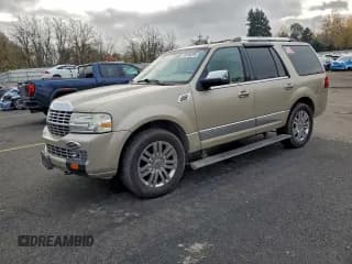 ✅ 2007 Lincoln Navigator • VIN: 5LMFU27587LJ04975 • Lot: 95509295. Wystawiony na Copart z przebiegiem 187 369 mil. Bezpłatny archiwum sprzedaży aukcyjnych z USA i szczegółowy raport historii pojazdu na DreamBid. Zdjęcie 1.