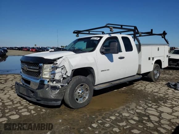 ✅ 2011 Chevrolet Silverado 2500HD Work Truck • VIN: 1GB2CVCG0BZ282715 • Лот: 86887185. Опубликован ранее на Copart с пробегом 192 424 миль. Бесплатный доступ к архиву аукционных продаж из США и подробный отчёт об истории автомобиля на DreamBid. Изображение 1.
