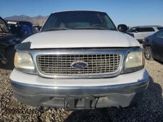 ✅ 2001 Ford Expedition XLT • VIN: 1FMPU16L41LB64700 • Lot: 72405704. Listed on Copart with Not provided. Free auction sales archive from the USA and detailed vehicle history report at DreamBid. Image 5.