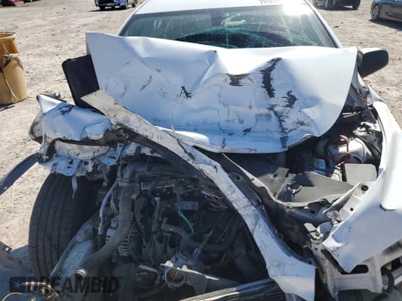 ✅ 2012 Chevrolet Malibu 1LS • VIN: 1G1ZB5E01CF168814 • Lot: 76532604. Listed on Copart with 151,433 mi. Free auction sales archive from the USA and detailed vehicle history report at DreamBid. Image 12.