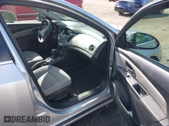 ✅ 2013 Chevrolet Cruze ECO • VIN: 1G1PH5SB6D7253414 • Лот: 43339679. Опубликован ранее на IAAI с пробегом 157 968 миль. Бесплатный доступ к архиву аукционных продаж из США и подробный отчёт об истории автомобиля на DreamBid. Изображение 5.