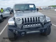 ✅ 2019 Jeep Wrangler Unlimited Sahara • VIN: 1C4HJXEN0KW596045 • Lot: 43175137. Wystawiony na IAAI z przebiegiem 88 817 mil. Bezpłatny archiwum sprzedaży aukcyjnych z USA i szczegółowy raport historii pojazdu na DreamBid. Zdjęcie 12.