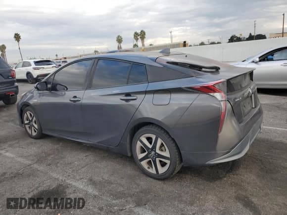 ✅ 2016 Toyota Prius Three Touring • VIN: JTDKARFU2G3015712 • Лот: 92328375. Опубликован ранее на Copart с пробегом 354 760 миль. Бесплатный доступ к архиву аукционных продаж из США и подробный отчёт об истории автомобиля на DreamBid. Изображение 2.