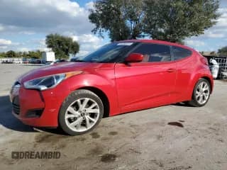 ✅ 2016 Hyundai Veloster • VIN: KMHTC6AD0GU267551 • Lot: 83386654. Wystawiony na Copart z przebiegiem 93 096 mil. Bezpłatny archiwum sprzedaży aukcyjnych z USA i szczegółowy raport historii pojazdu na DreamBid. Zdjęcie 1.