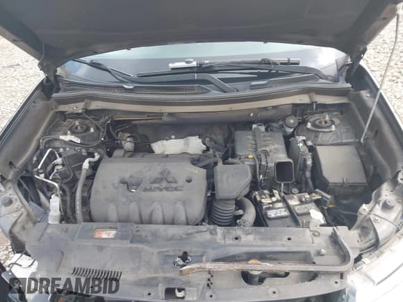 ✅ 2018 Mitsubishi Outlander ES • VIN: JA4AZ3A36JJ006251 • Lot: 42442042. Listed on IAAI with 154,818 mi. Free auction sales archive from the USA and detailed vehicle history report at DreamBid. Image 10.