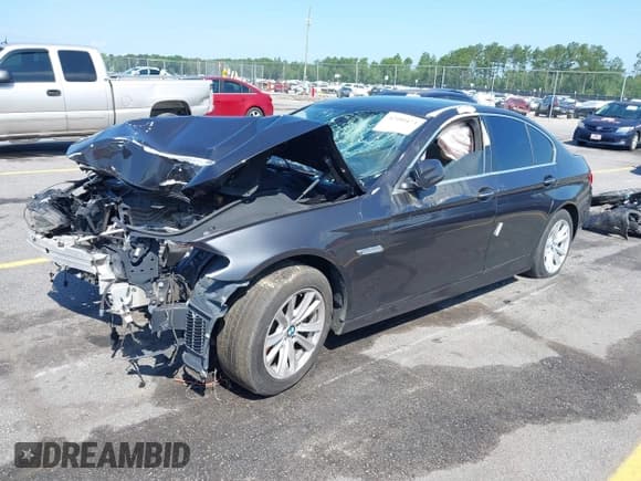 ✅ 2016 BMW 5 Series 528i xDrive • VIN: WBA5A7C55GG145343 • Lot: 42480473. Listed on IAAI with 86,805 mi. Free auction sales archive from the USA and detailed vehicle history report at DreamBid. Image 2.