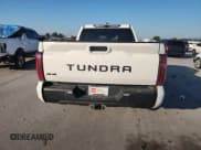 ✅ 2024 Toyota Tundra Limited Hybrid • VIN: 5TFWC5DB5RX065327 • Lot: 71445655. Wystawiony na Copart z przebiegiem 22 723 mil. Bezpłatny archiwum sprzedaży aukcyjnych z USA i szczegółowy raport historii pojazdu na DreamBid. Zdjęcie 6.