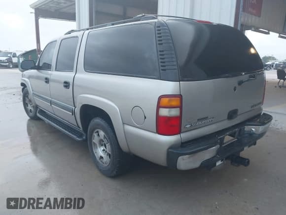 ✅ 2002 Chevrolet Suburban LS • VIN: 3GNEC16Z72G223490 • Лот: 42254936. Опубликован ранее на IAAI с пробегом 280 306 миль. Бесплатный доступ к архиву аукционных продаж из США и подробный отчёт об истории автомобиля на DreamBid. Изображение 3.