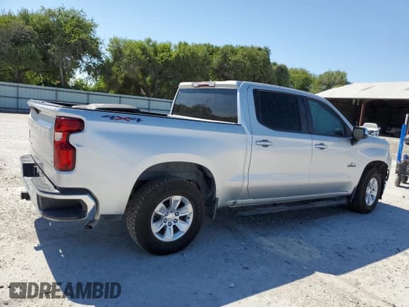 ✅ 2020 Chevrolet Silverado 1500 LT • VIN: 3GCUYDED0LG193148 • Lot: 68246964. Wystawiony na Copart z przebiegiem 83 738 mil. Bezpłatny archiwum sprzedaży aukcyjnych z USA i szczegółowy raport historii pojazdu na DreamBid. Zdjęcie 3.