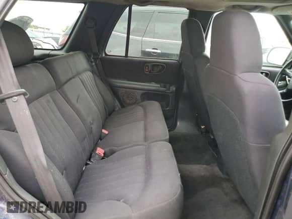 2004 Chevrolet Blazer LS z VIN 1GNDT13X04K103539, wystawiony jako Copart lot #55690024 z przebiegiem Nie podano mil oraz Szkoda całkowita • Salvage title. Historia ofert i sprzedaży dostępna na DreamBid. Obrazek 11.