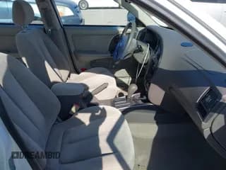 ✅ 2005 Hyundai Elantra GLS • VIN: KMHDN46D05U969541 • Lot: 42573188. Wystawiony na IAAI z przebiegiem 151 113 mil. Bezpłatny archiwum sprzedaży aukcyjnych z USA i szczegółowy raport historii pojazdu na DreamBid. Zdjęcie 5.