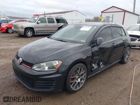 ✅ 2015 Volkswagen Golf GTI S • VIN: 3VW5T7AUXFM004695 • Лот: 40770592. Опубликован ранее на IAAI с пробегом 170 064 миль. Бесплатный доступ к архиву аукционных продаж из США и подробный отчёт об истории автомобиля на DreamBid. Изображение 2.