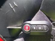 ✅ 2014 FIAT 500e • VIN: 3C3CFFGE7ET266744 • Lot: 43267969. Wystawiony na IAAI z przebiegiem 78 507 mil. Bezpłatny archiwum sprzedaży aukcyjnych z USA i szczegółowy raport historii pojazdu na DreamBid. Zdjęcie 11.