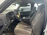 ✅ 2004 Chevrolet Silverado 2500HD LS • VIN: 1GCHK292X4E331917 • Lot: 82437415. Listed on Copart with Not provided. Free auction sales archive from the USA and detailed vehicle history report at DreamBid. Image 7.