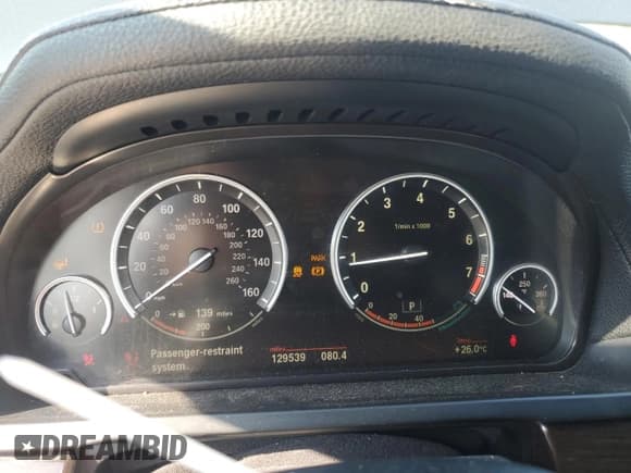 ✅ 2010 BMW 7 Series 750Li • VIN: WBAKB8C5XACY62728 • Lot: 80464815. Wystawiony na Copart z przebiegiem 129 539 mil. Bezpłatny archiwum sprzedaży aukcyjnych z USA i szczegółowy raport historii pojazdu na DreamBid. Zdjęcie 9.