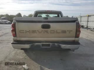 ✅ 2004 Chevrolet Silverado 1500 • VIN: 1GCEC14V64Z119679 • Лот: 71259614. Опубликован ранее на Copart с пробегом Не указан. Бесплатный доступ к архиву аукционных продаж из США и подробный отчёт об истории автомобиля на DreamBid. Изображение 6.