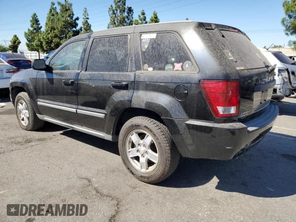 ✅ 2007 Jeep Grand Cherokee Laredo • VIN: 1J8GS48K07C591132 • Lot: 71915945. Wystawiony na Copart z przebiegiem 169 344 mil. Bezpłatny archiwum sprzedaży aukcyjnych z USA i szczegółowy raport historii pojazdu na DreamBid. Zdjęcie 2.