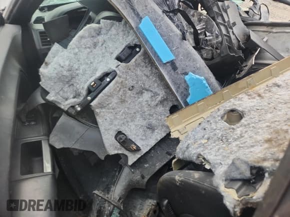 ✅ 2010 Dodge Challenger R/T • VIN: 2B3CJ5DT2AH176879 • Лот: 85272005. Опубликован ранее на Copart с пробегом Не указан. Бесплатный доступ к архиву аукционных продаж из США и подробный отчёт об истории автомобиля на DreamBid. Изображение 8.