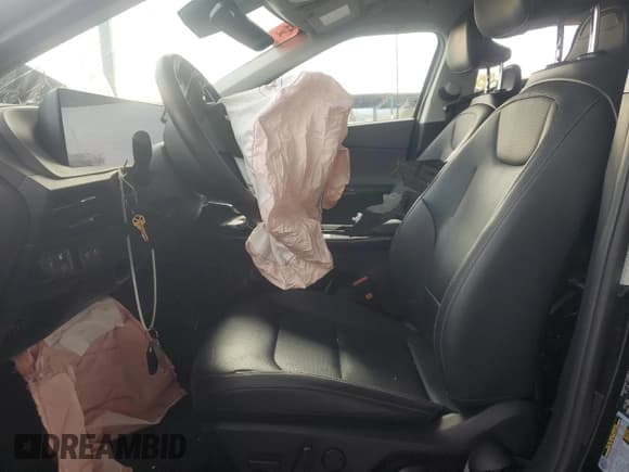 ✅ 2024 Kia EV6 Wind • VIN: KNDC34LA8R5211771 • Лот: 92512975. Опубликован ранее на Copart с пробегом 40 801 миль. Бесплатный доступ к архиву аукционных продаж из США и подробный отчёт об истории автомобиля на DreamBid. Изображение 7.