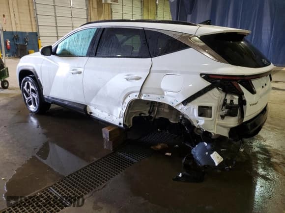 ✅ 2023 Hyundai Tucson Limited • VIN: KM8JFDA24PU121185 • Lot: 82311644. Wystawiony na Copart z przebiegiem 11 670 mil. Bezpłatny archiwum sprzedaży aukcyjnych z USA i szczegółowy raport historii pojazdu na DreamBid. Zdjęcie 2.