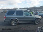 ✅ 2004 Nissan Pathfinder LE Platinum • VIN: JN8DR09Y94W900404 • Lot: 41278068. Wystawiony na IAAI z przebiegiem 167 587 mil. Bezpłatny archiwum sprzedaży aukcyjnych z USA i szczegółowy raport historii pojazdu na DreamBid. Zdjęcie 13.
