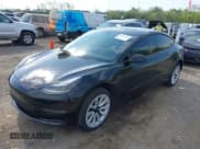✅ 2021 Tesla Model 3 Long Range • VIN: 5YJ3E1EBXMF974946 • Lot: 42032602. Wystawiony na IAAI z przebiegiem Nie podano. Bezpłatny archiwum sprzedaży aukcyjnych z USA i szczegółowy raport historii pojazdu na DreamBid. Zdjęcie 2.