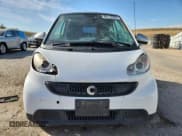 ✅ 2013 Smart fortwo Pure • VIN: WMEEJ3BA6DK623631 • Лот: 90112595. Опубликован ранее на Copart с пробегом 111 563 миль. Бесплатный доступ к архиву аукционных продаж из США и подробный отчёт об истории автомобиля на DreamBid. Изображение 5.