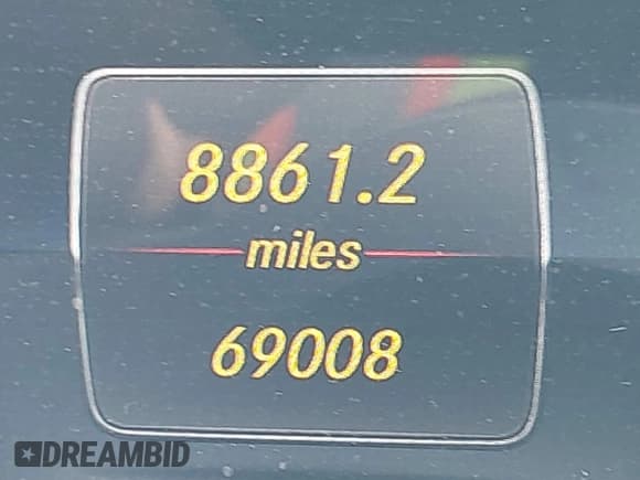 ✅ 2019 Mercedes-Benz E 300 • VIN: WDDZF4KB4KA662808 • Lot: 43385350. Listed on IAAI with 69,008 mi. Free auction sales archive from the USA and detailed vehicle history report at DreamBid. Image 15.