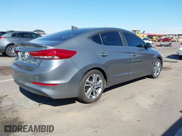 ✅ 2017 Hyundai Elantra SE • VIN: KMHD84LF9HU148598 • Lot: 43215408. Wystawiony na IAAI z przebiegiem 109 286 mil. Bezpłatny archiwum sprzedaży aukcyjnych z USA i szczegółowy raport historii pojazdu na DreamBid. Zdjęcie 4.