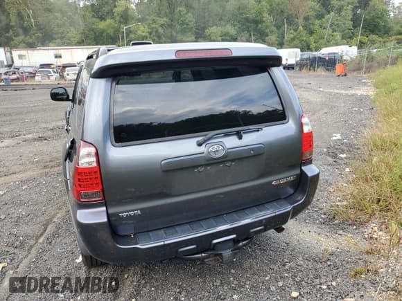 ✅ 2008 Toyota 4Runner Limited • VIN: JTEBT17RX8K006426 • Lot: 83840885. Listed on Copart with 188,147 mi. Free auction sales archive from the USA and detailed vehicle history report at DreamBid. Image 6.