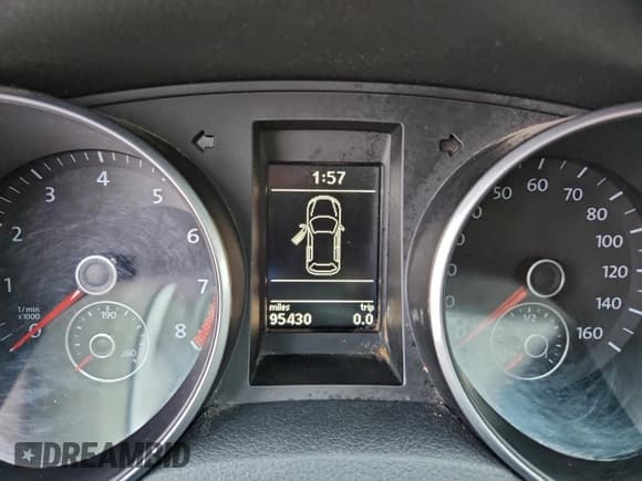 ✅ 2011 Volkswagen Golf • VIN: WVWDB7AJ7BW275442 • Lot: 94728695. Listed on Copart with 95,430 mi. Free auction sales archive from the USA and detailed vehicle history report at DreamBid. Image 9.