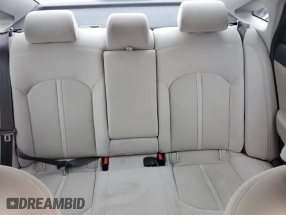 ✅ 2017 Hyundai Sonata 2.4L • VIN: 5NPE24AF5HH504777 • Lot: 90485405. Wystawiony na Copart z przebiegiem 117 815 mil mil. Skorzystaj z bezpłatnego archiwum sprzedaży aukcyjnych z USA i zobacz szczegółowy raport historii pojazdu na DreamBid. Zdjęcie 10.