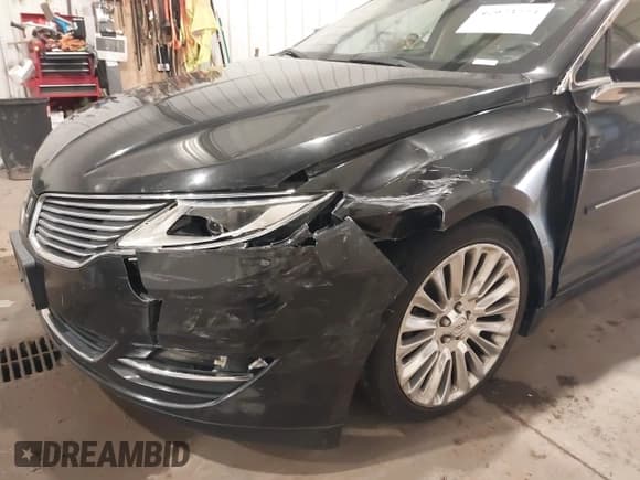 ✅ 2013 Lincoln MKZ • VIN: 3LN6L2GK8DR828657 • Lot: 42973773. Listed on IAAI with 108,102 mi. Free auction sales archive from the USA and detailed vehicle history report at DreamBid. Image 6.