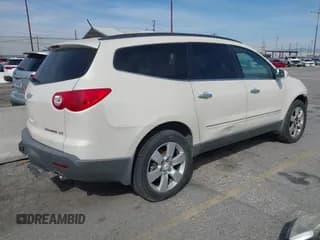 ✅ 2011 Chevrolet Traverse LTZ • VIN: 1GNKVLED4BJ397157 • Lot: 41764957. Wystawiony na IAAI z przebiegiem Nie podano. Bezpłatny archiwum sprzedaży aukcyjnych z USA i szczegółowy raport historii pojazdu na DreamBid. Zdjęcie 4.