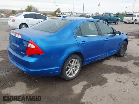 ✅ 2011 Ford Fusion SEL • VIN: 3FAHP0JGXBR237159 • Lot: 43739751. Listed on IAAI with 126,157 mi. Free auction sales archive from the USA and detailed vehicle history report at DreamBid. Image 4.