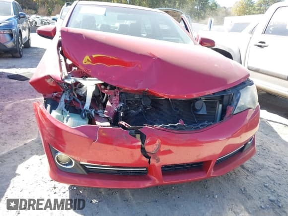 ✅ 2014 Toyota Camry L • VIN: 4T1BF1FK3EU835012 • Lot: 43522933. Listed on IAAI with 123,776 mi. Free auction sales archive from the USA and detailed vehicle history report at DreamBid. Image 6.