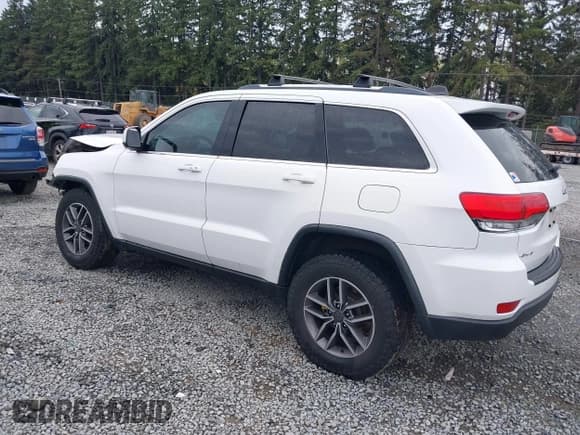 ✅ 2015 Jeep Grand Cherokee Laredo • VIN: 1C4RJFAG4FC133855 • Лот: 43315514. Опубликован ранее на IAAI с пробегом 127 101 миль. Бесплатный доступ к архиву аукционных продаж из США и подробный отчёт об истории автомобиля на DreamBid. Изображение 3.