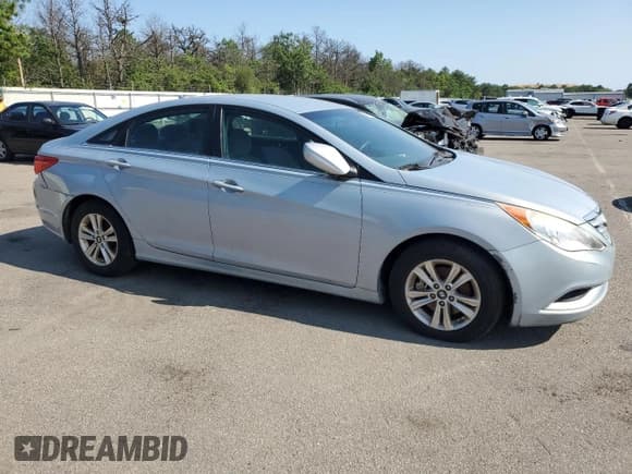 ✅ 2011 Hyundai Sonata GLS • VIN: 5NPEB4AC1BH018707 • Лот: 65596015. Опубликован ранее на Copart с пробегом 105 754 миль. Бесплатный доступ к архиву аукционных продаж из США и подробный отчёт об истории автомобиля на DreamBid. Изображение 4.