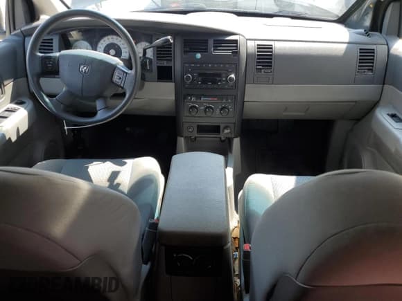 ✅ 2008 Dodge Durango SXT • VIN: 1D8HD38N58F143626 • Лот: 71109245. Опубликован ранее на Copart с пробегом 147 950 миль. Бесплатный доступ к архиву аукционных продаж из США и подробный отчёт об истории автомобиля на DreamBid. Изображение 8.