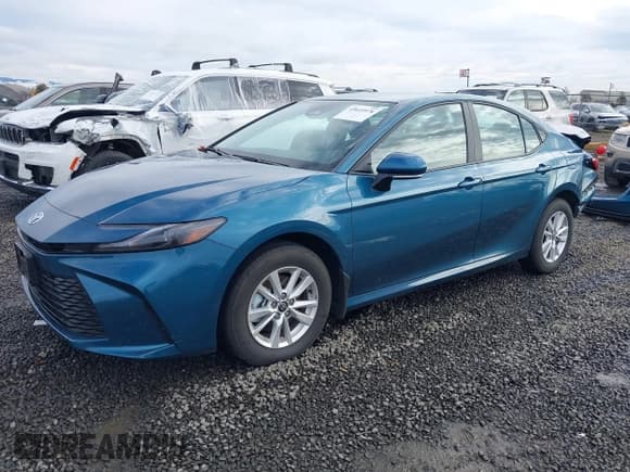 ✅ 2025 Toyota Camry LE • VIN: 4T1DBADK2SU016849 • Lot: 43615978. Listed on IAAI with 4,647 mi. Free auction sales archive from the USA and detailed vehicle history report at DreamBid. Image 2.