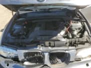 ✅ 2009 BMW 1 Series 135i • VIN: WBAUN93529VK40677 • Lot: 76190644. Wystawiony na Copart z przebiegiem 126 992 mil. Bezpłatny archiwum sprzedaży aukcyjnych z USA i szczegółowy raport historii pojazdu na DreamBid. Zdjęcie 12.