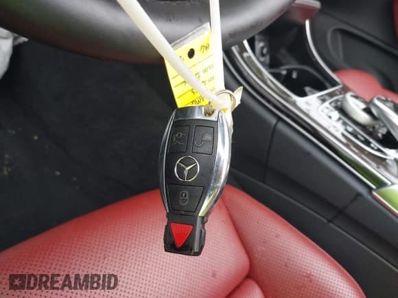 ✅ 2017 Mercedes-Benz C 43 AMG • VIN: WDDWK6EB5HF563920 • Лот: 42689326. Опубликован ранее на IAAI с пробегом 24 178 миль. Бесплатный доступ к архиву аукционных продаж из США и подробный отчёт об истории автомобиля на DreamBid. Изображение 11.