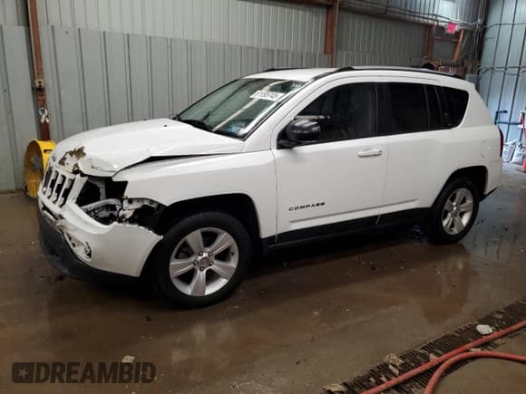 ✅ 2017 Jeep Compass Sport SE • VIN: 1C4NJDBB6HD106773 • Lot: 61995745. Listed on Copart with 84,191 mi. Free auction sales archive from the USA and detailed vehicle history report at DreamBid. Image 1.